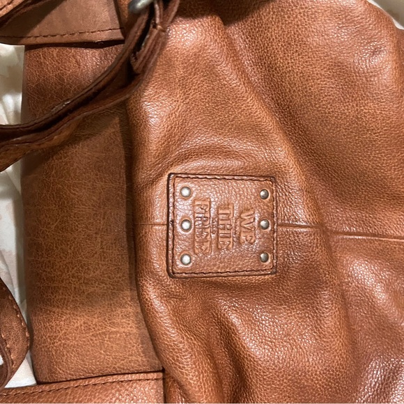 Free people we the free soho convertible sling bag in brown, brand new not used - Picture 7 of 12